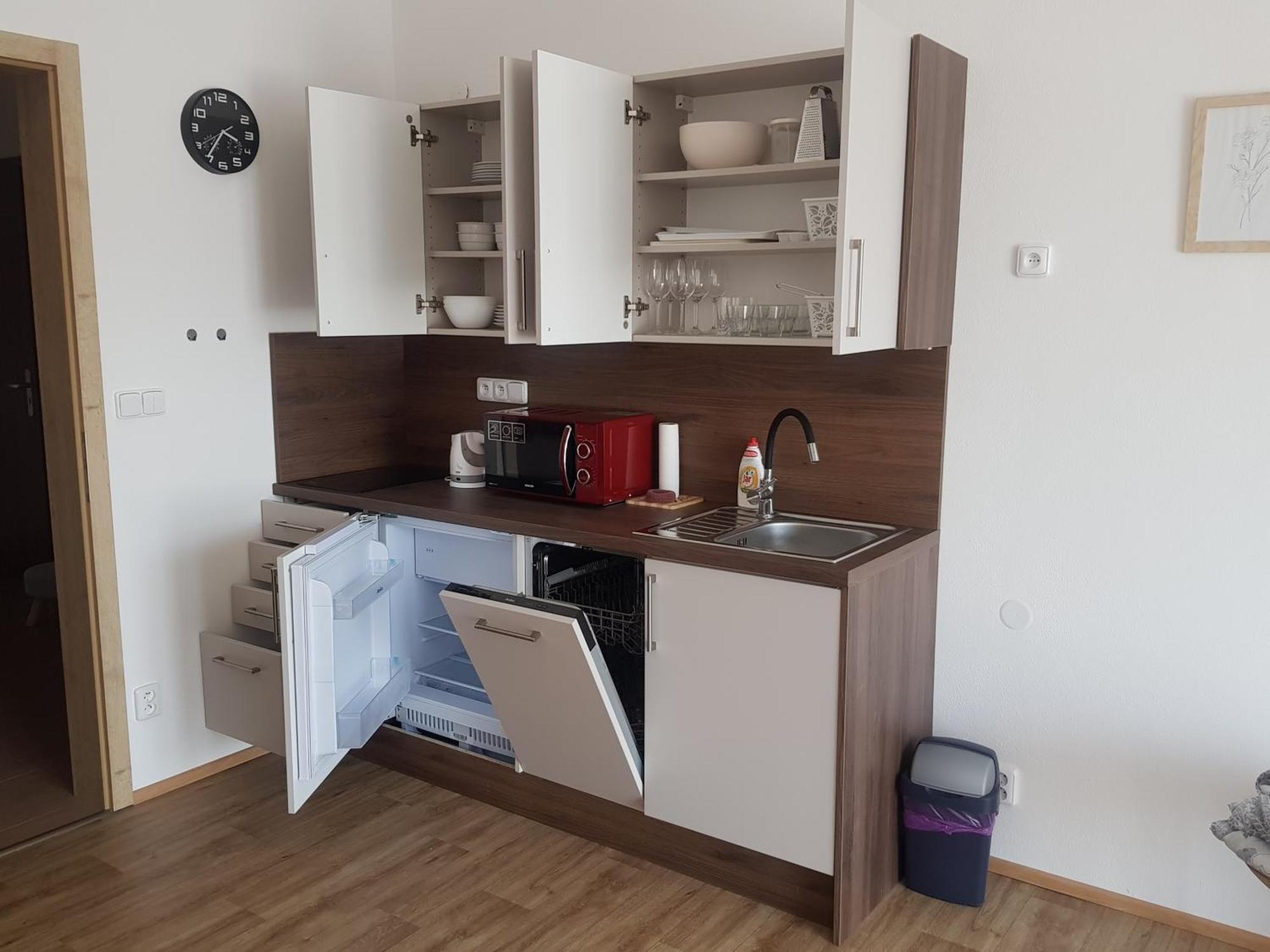 Barbora Aparthotel Kasperske Hory Exteriör bild